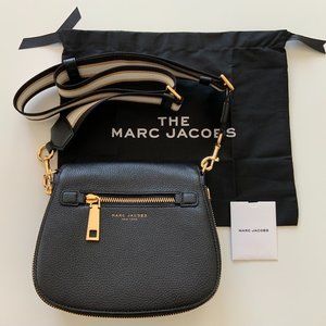 MARC JACOBS Gotham Small Nomad - Black Leather